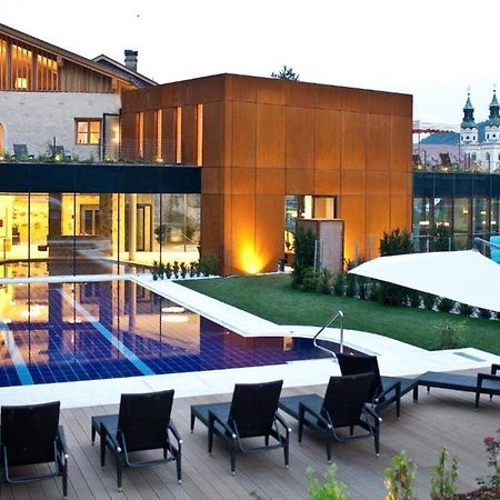 Hotel Gruener Baum Брессаноне Экстерьер фото