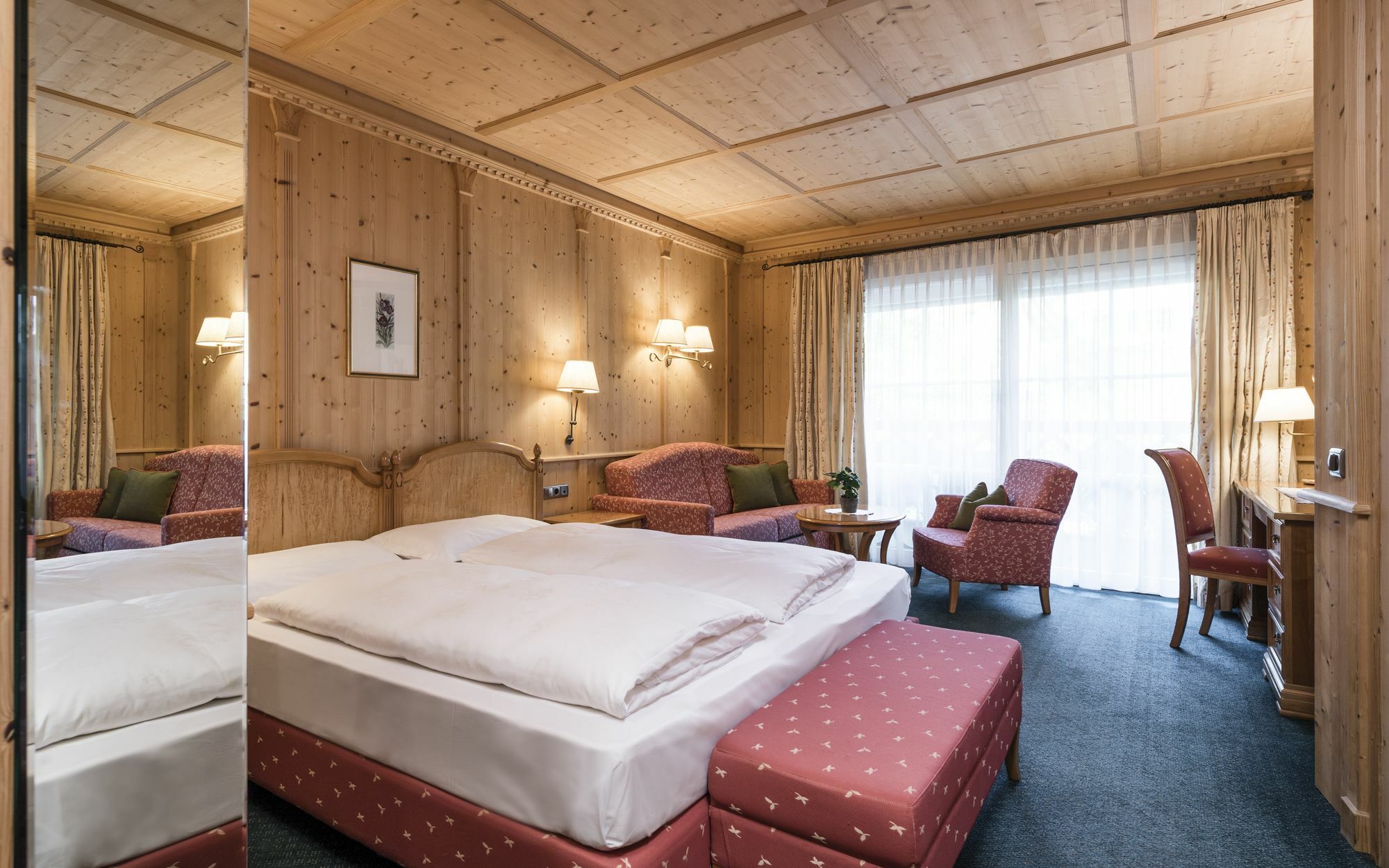 Hotel Gruener Baum Брессаноне Экстерьер фото